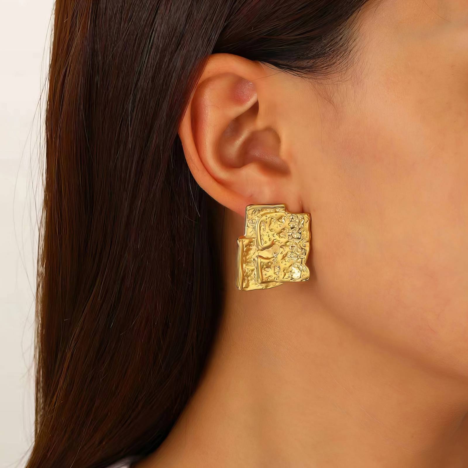 Golden Texture Chic